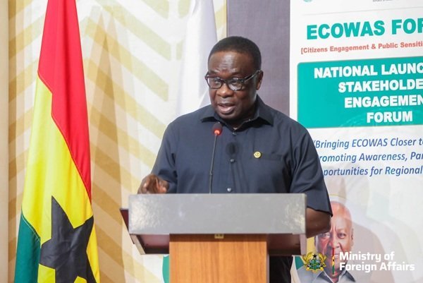 Foreign Ministry takes ECOWAS message to Makola, Aflao and Elubo